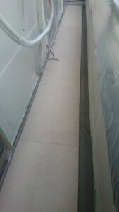 ベランダ木工事